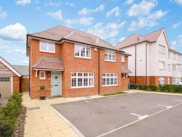 Farm for rent in Castle Hill, Monks Orchard