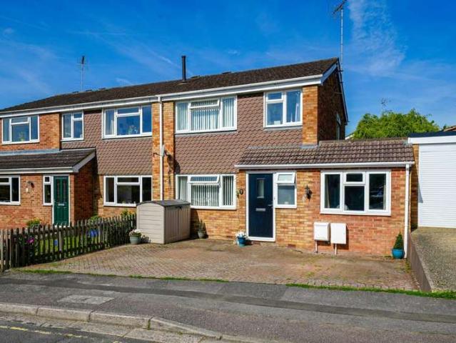 Farm for sale in Southcott, Linslade
