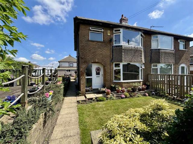 Farm for sale in Queensbury, West Yorkshire