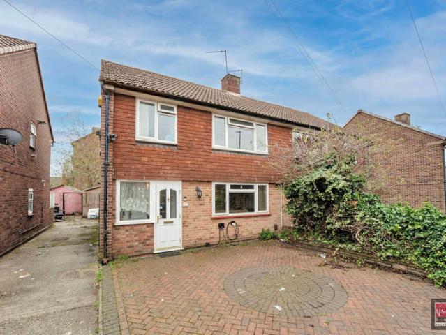 Farm for sale in London Borough of Hounslow, Hanworth