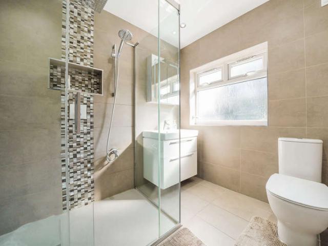 Farm for sale in Wealdstone, Greater London