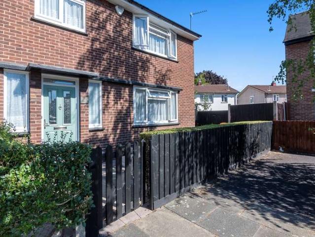 Farm for sale in Greater London