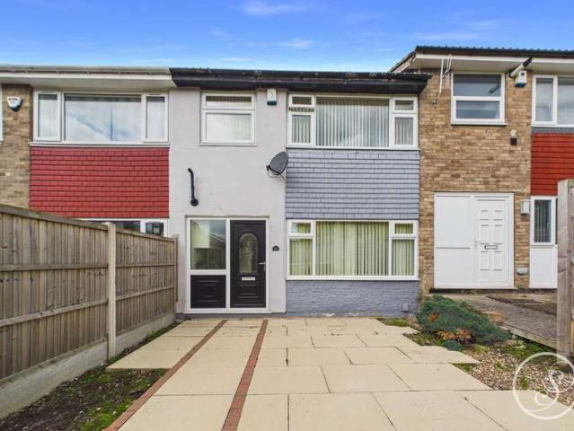 Townhouse for sale in Whitkirk, Colton