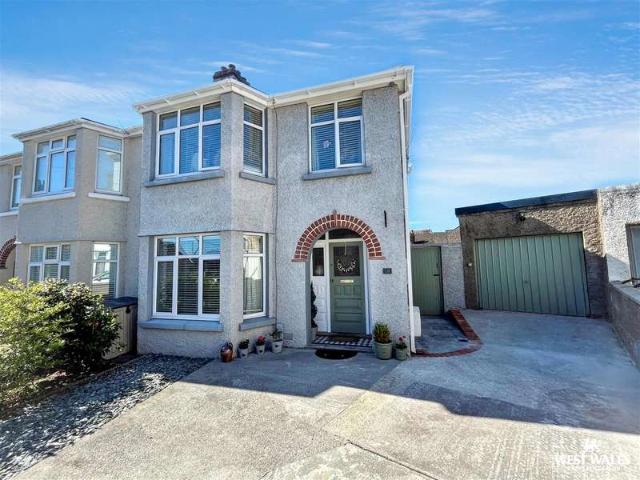 Farm for sale in Carmarthen, Wales