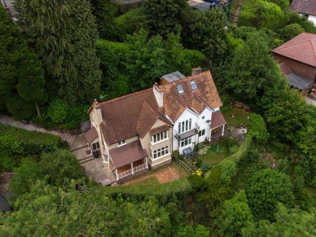 Farm for sale in Wyche, Forthampton