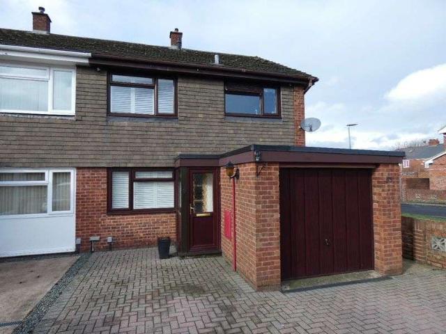 Farm for sale in Chequers, Gloucester
