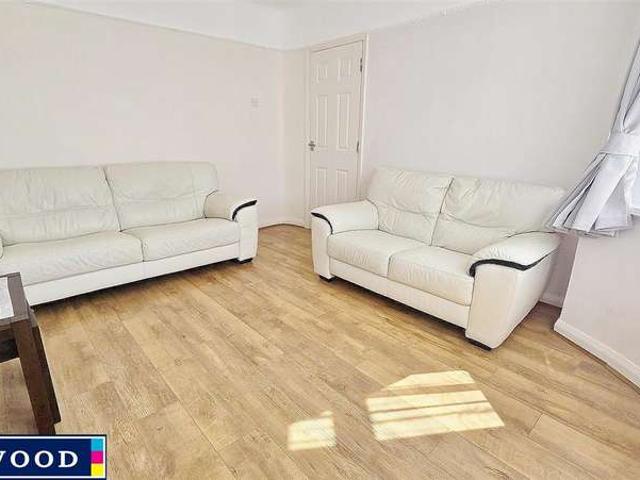 Farm for rent in Yeading, Greater London