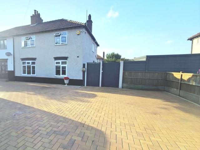 Farm for sale in Chadwell St Mary, Essex
