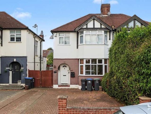 Farm for sale in London Borough of Enfield, Greater London