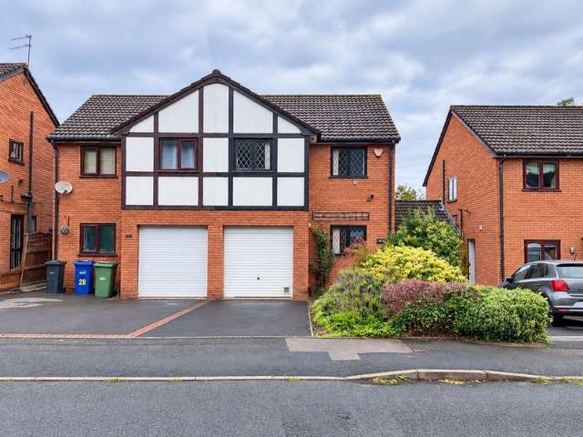 Farm for sale in Stourbridge, Dudley