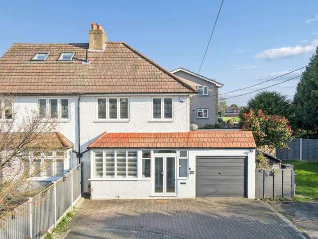 Farm for sale in Wexham and Ivers Community Board, Iver Heath