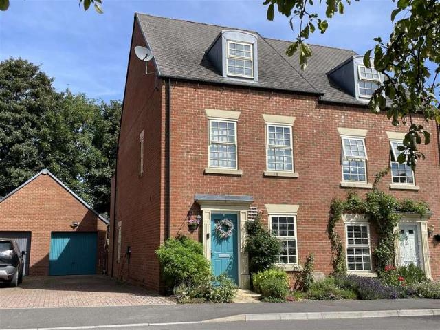 Farm for sale in Fossebridge, Gloucestershire
