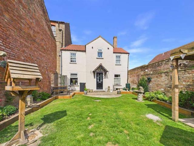 Farm for sale in Belleau, Lincolnshire