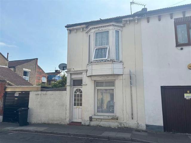 Farm for sale in Buckland, City Of Portsmouth