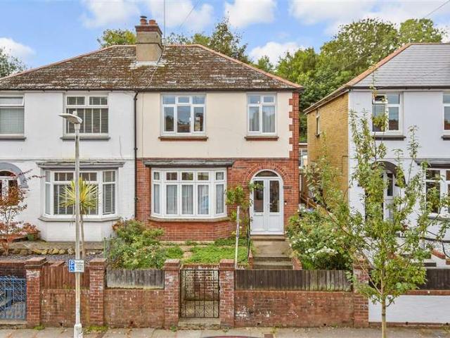 Farm for sale in Crabble, Dover
