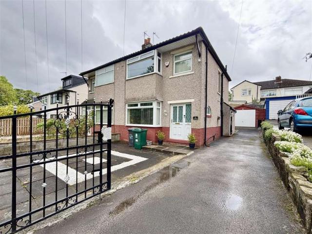 Farm for sale in Frizinghall, West Yorkshire