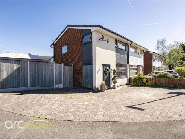 Farm for sale in Shakerley, Wigan