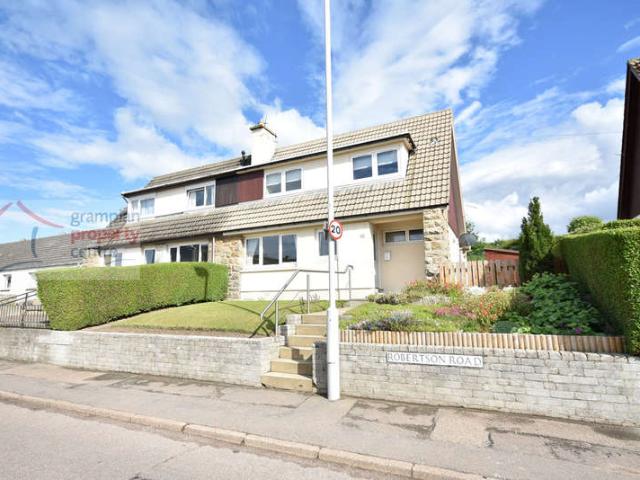 Farm for sale in Lhanbryde, Scotland