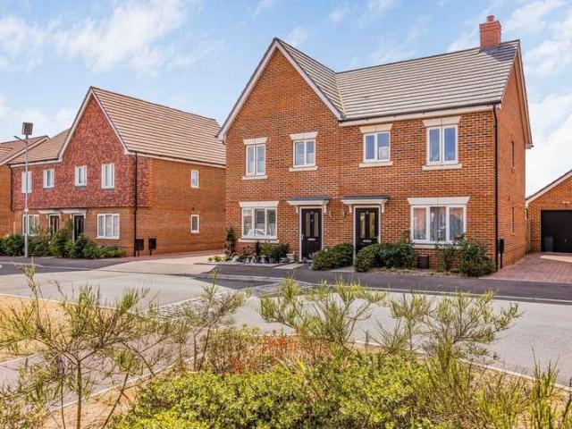 Farm for sale in Chichester, Littlecote