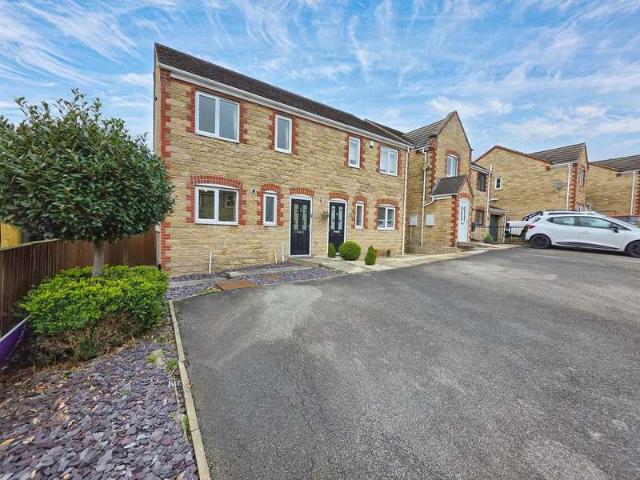 Farm for sale in Royston, South Yorkshire