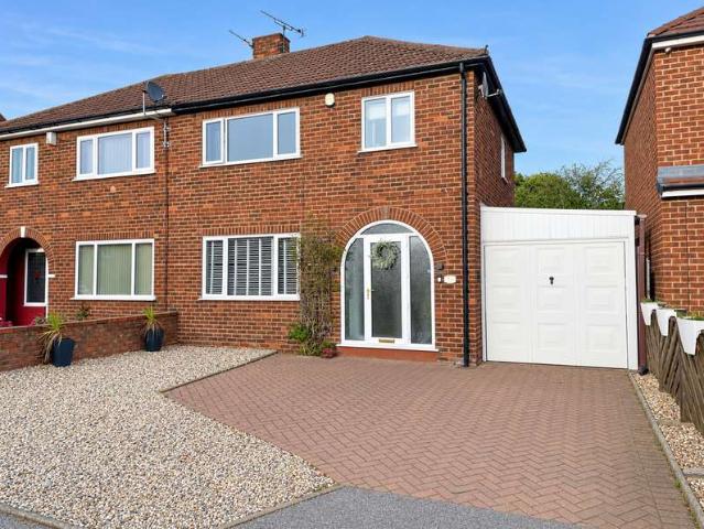 Farm for sale in Pontefract, Wakefield