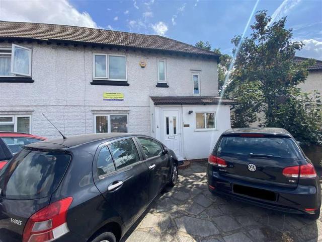 Farm for sale in Dagenham, Greater London