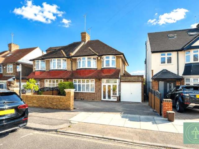 Farm for sale in New Southgate, Greater London