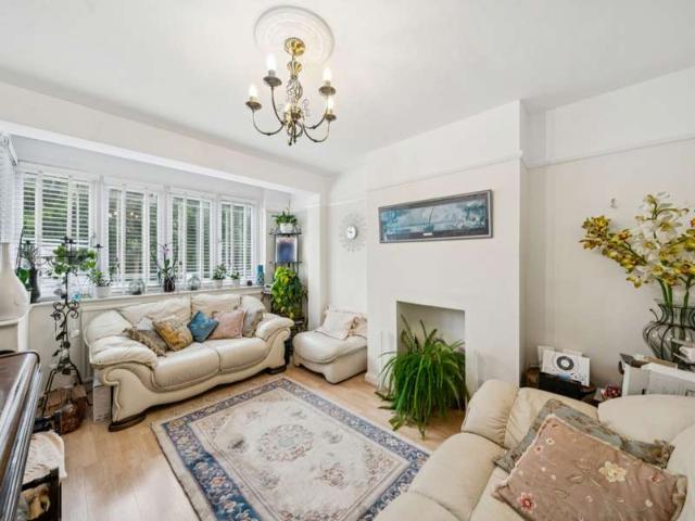 Farm for sale in London Borough of Merton, Greater London