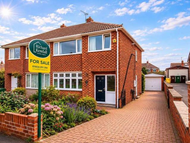 Farm for sale in Durkar, West Yorkshire