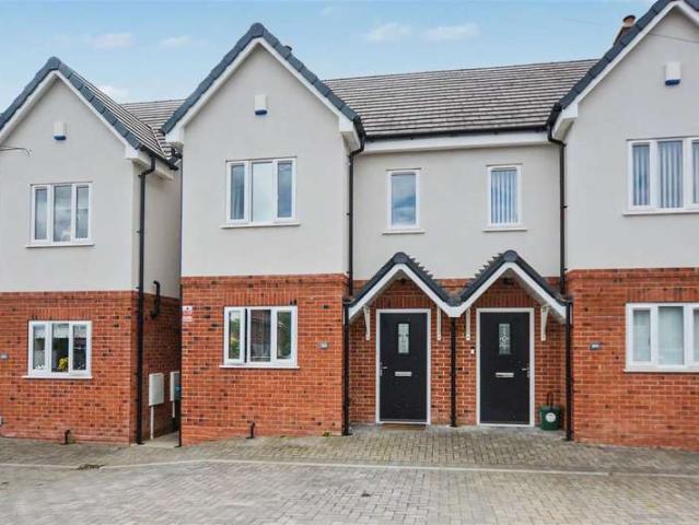 Farm for sale in Caldermill, East Midlands