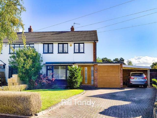 Farm for sale in Darwin Park, Lichfield