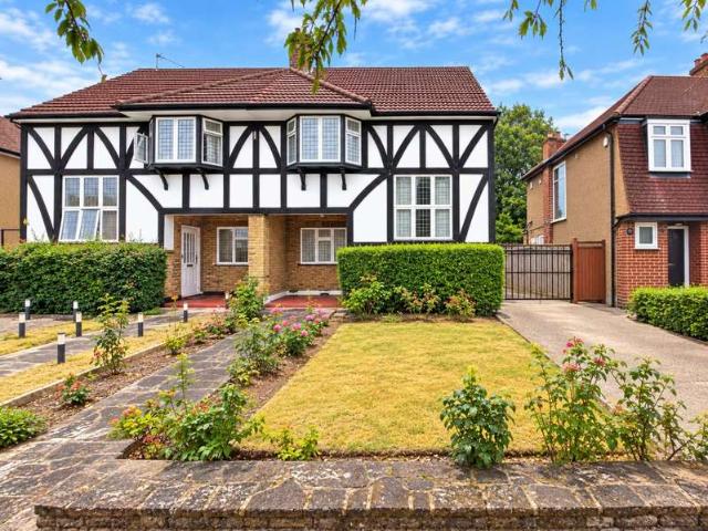 Farm for sale in London Borough of Harrow, Greater London