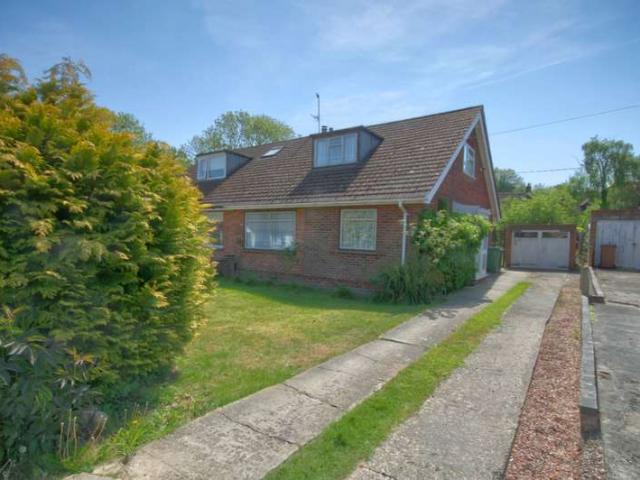 Farm for sale in Wheatley, Littleworth