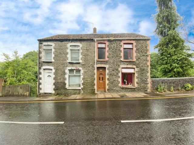 Farm for sale in Bargoed, Wales