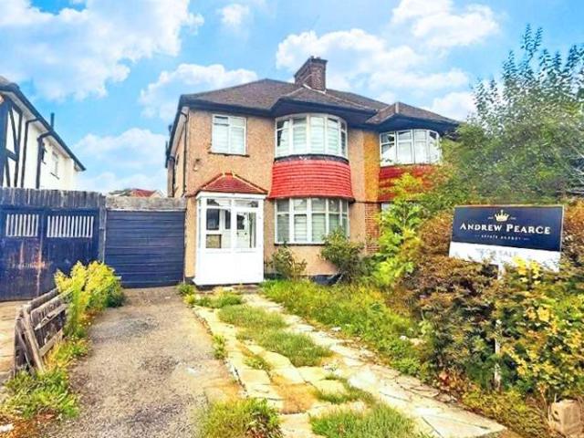 Farm for sale in London Borough of Harrow, Greater London