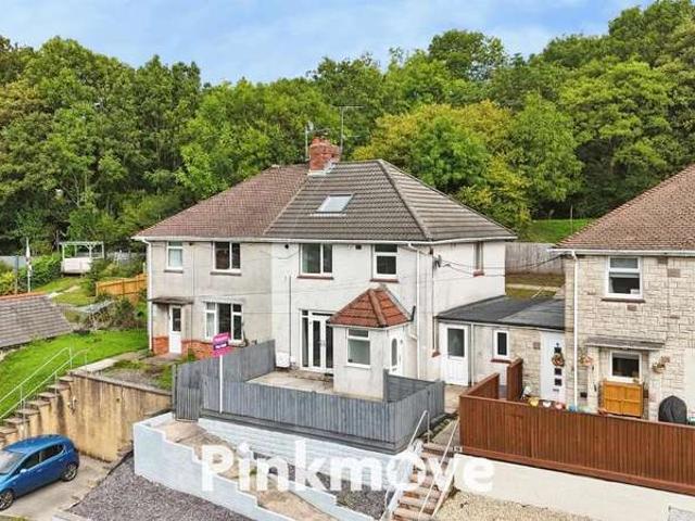 Farm for sale in Ty Sign, Risca