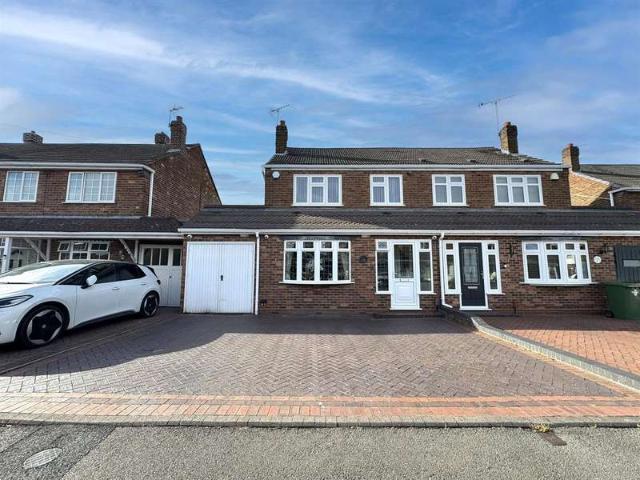 Farm for sale in Wood End, Wednesfield