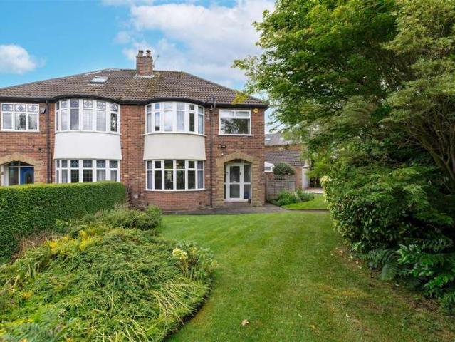 Farm for sale in Austhorpe, West Yorkshire