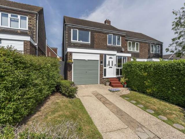 Farm for sale in Lowford, Helford