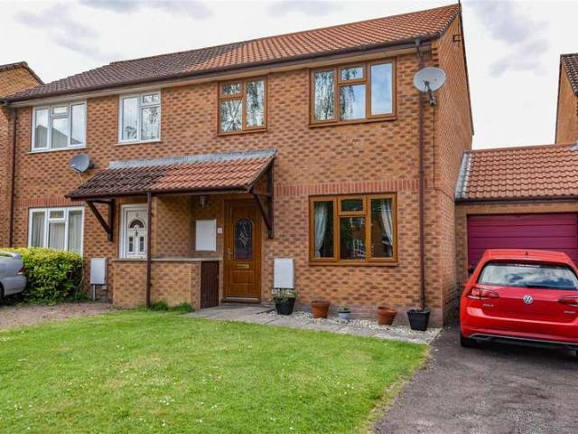 Farm for sale in School House, Gloucestershire