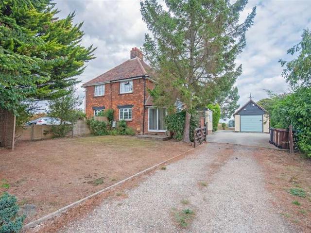 Farm for sale in Russell Green, Chelmsford