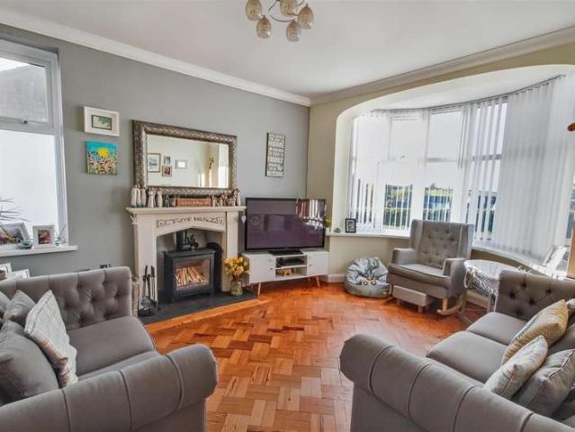 Farm for sale in Y Ferwig, Wales