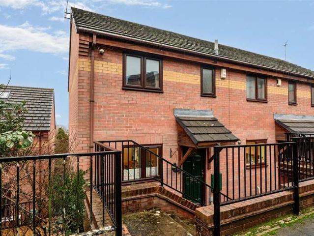 Farm for sale in Three Lamps Estate, Feckenham