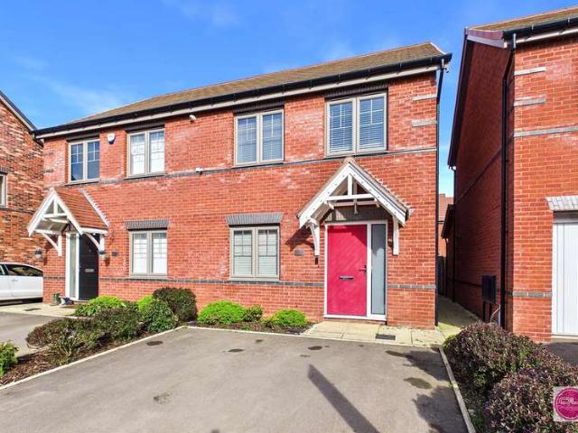 Farm for sale in Oversetts, Egginton