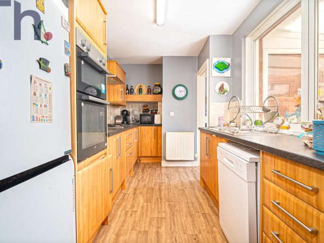 Farm for sale in Nodehill, Shide