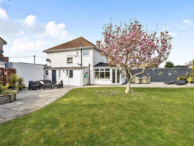 Farm for sale in Woodcot, Middlecroft