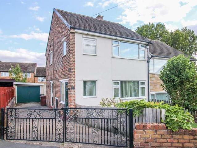 Farm for sale in Ferrybridge, West Yorkshire