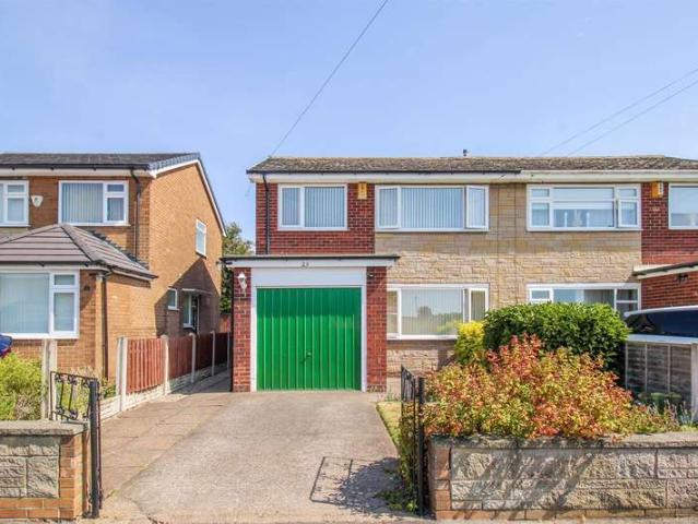 Farm for sale in Pontefract, West Yorkshire