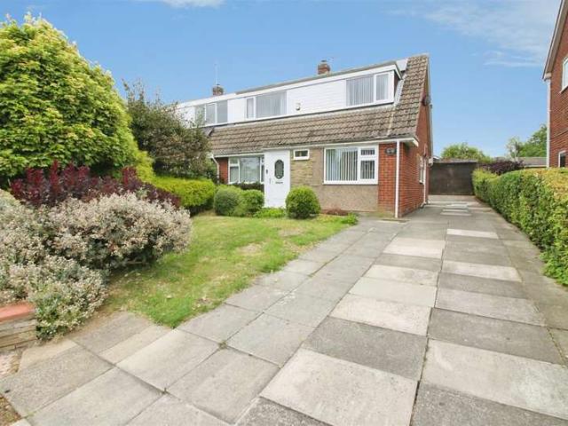 Farm for sale in Garforth, West Yorkshire