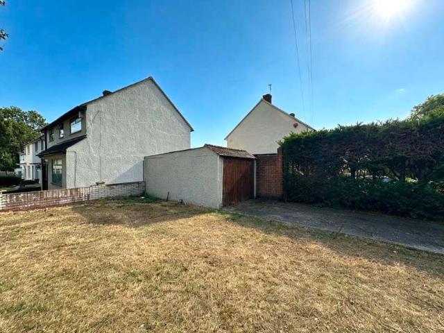 Farm for sale in London Borough of Havering, Greater London